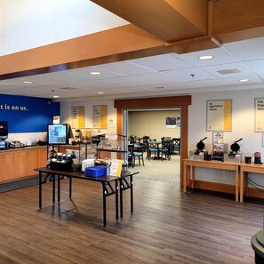 Free daily continental breakfast
