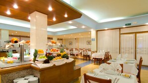 Breakfast, lunch and dinner served - Hotel BelleVue Belsana (Felanitx)