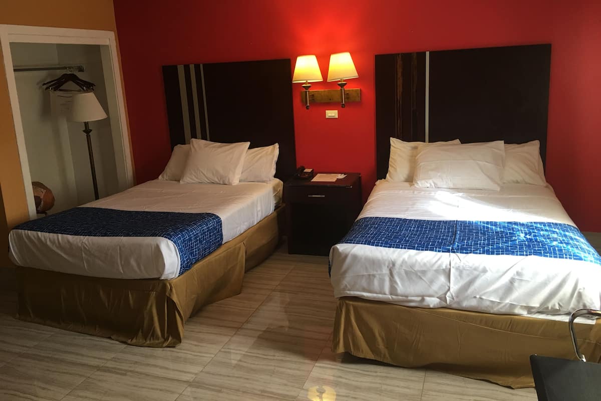 Premium bedding, desk, blackout curtains