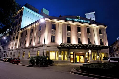 Façade de l’hébergement - soirée/nuit