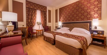 Superior Δίκλινο Δωμάτιο για Μονόκλινη Χρήση | Υποαλλεργικά κλινοσκεπάσματα, μίνι μπαρ, χρηματοκιβώτιο στο δωμάτιο 