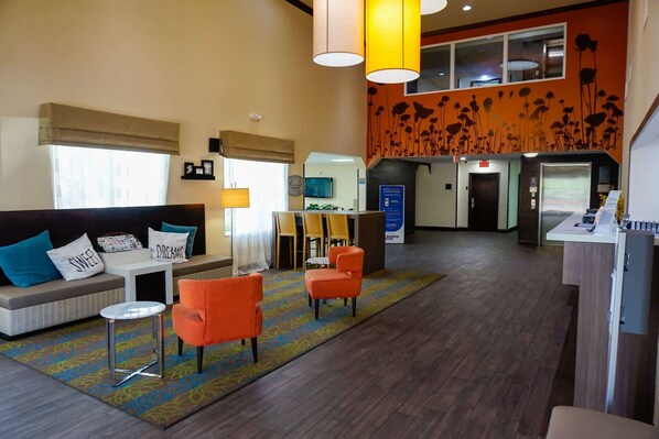Lobby - Sleep Inn & Suites Fort Lauderdale Airport (Dania Beach)