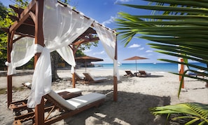 Am Strand, kostenloser Shuttle zum Strand, Cabañas (kostenlos)