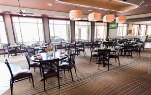 Breakfast, lunch, dinner served; southern cuisine