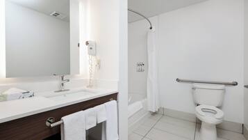 Standard Room | Bathroom