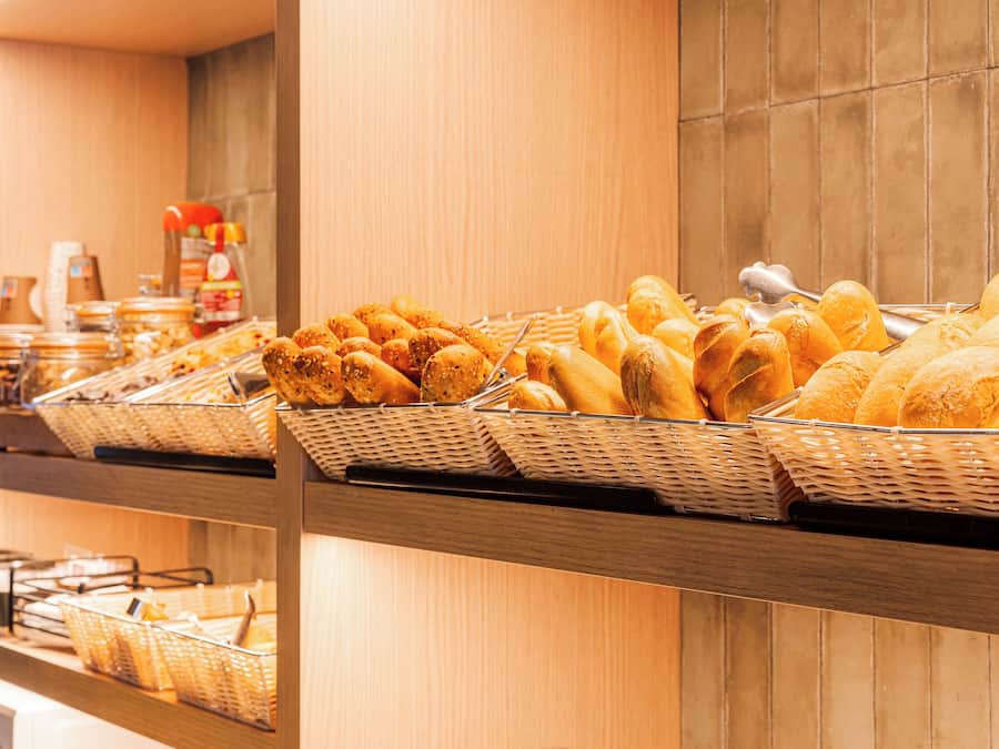 Daily buffet breakfast for a fee