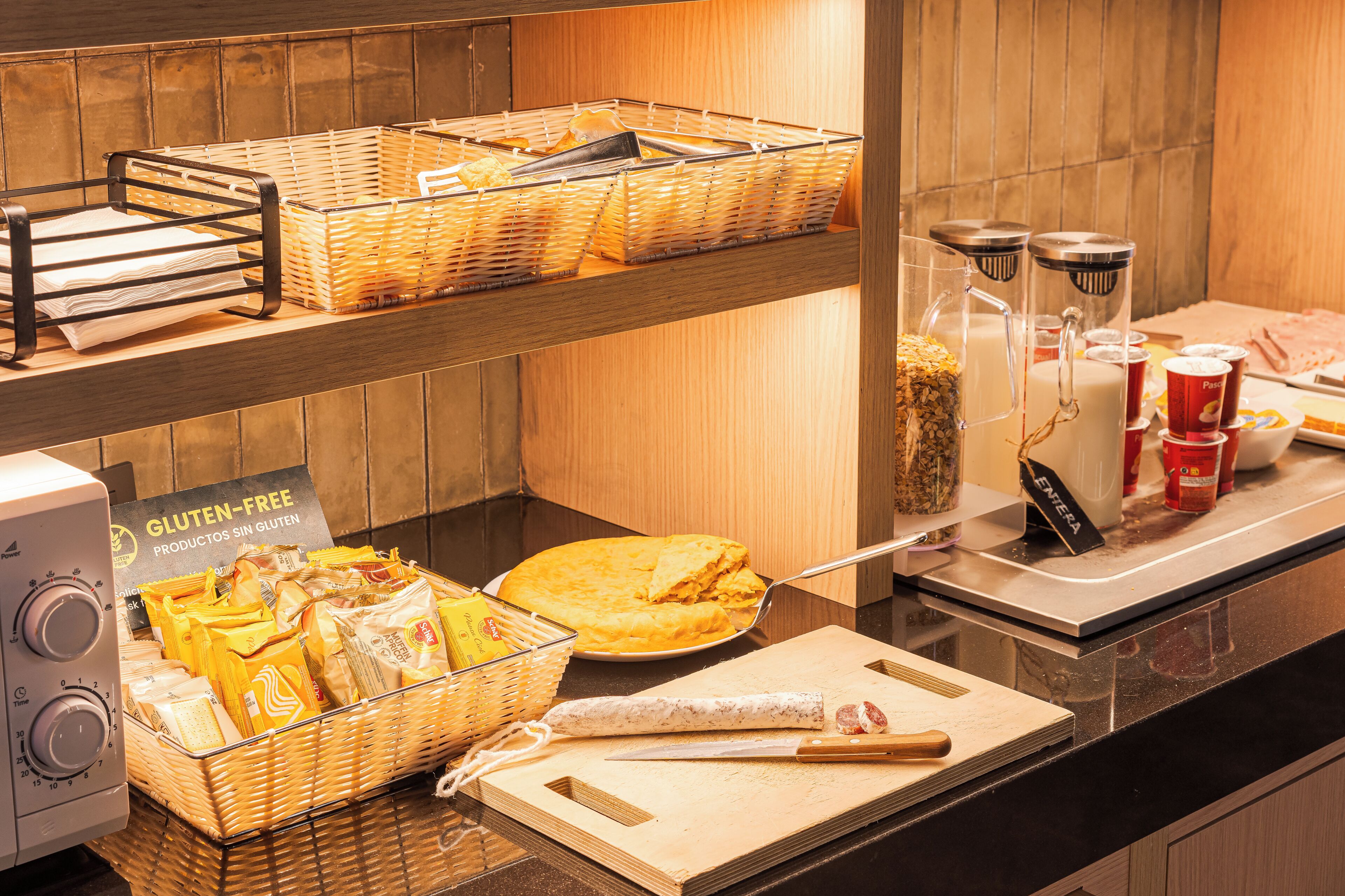 Daily buffet breakfast for a fee