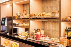 Daily buffet breakfast for a fee - B&B Hotel Castellon (Castelló de la Plana)