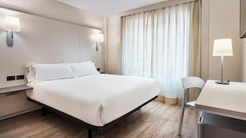 Single Room | In-room safe, desk, blackout curtains, free cots/infant beds