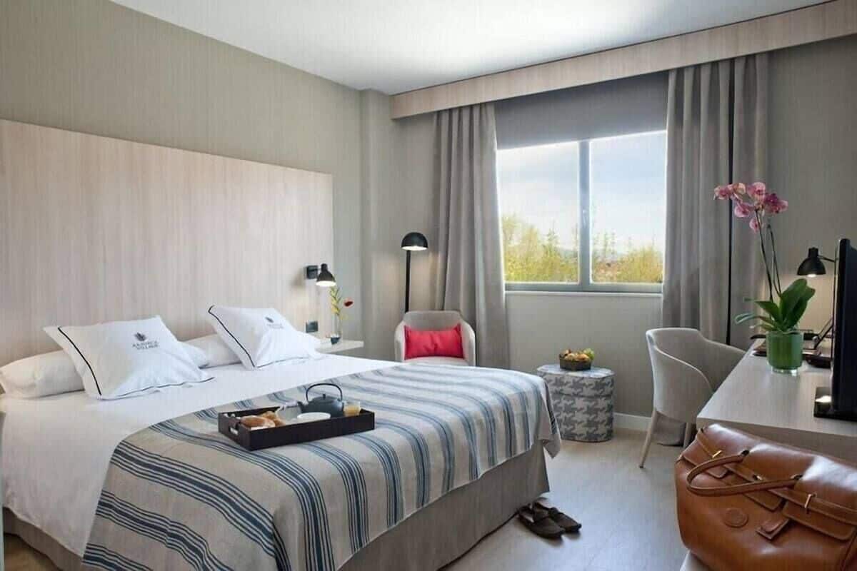 Minibar, in-room safe, desk, soundproofing
