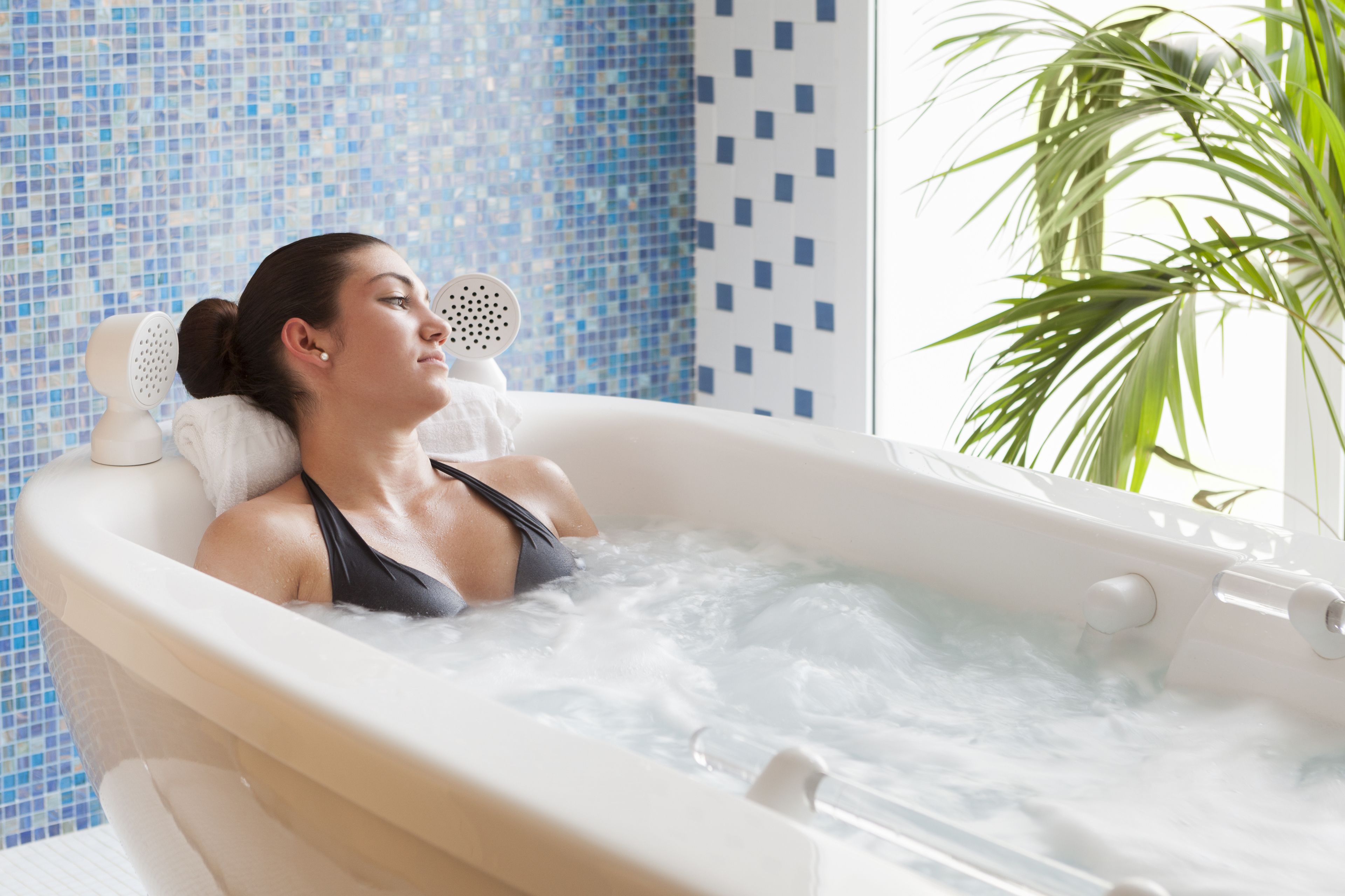 couples treatment room(s), sauna, hot tub, steam room