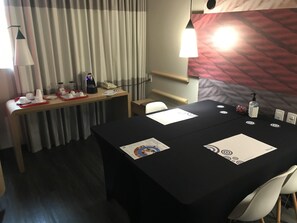 미니바, 책상, 방음 설비, 무료 WiFi