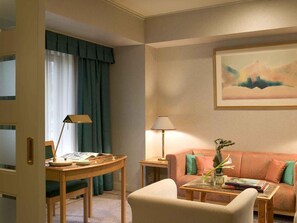 Down duvets, minibar, in-room safe, desk