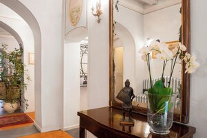 Pemandangan dari hartanah