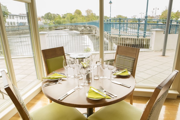 Breakfast and dinner served, Irish cuisine - Riverside Hotel (Sligo)