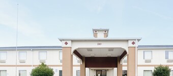 Red Roof Inn PLUS+ Danville, KY
