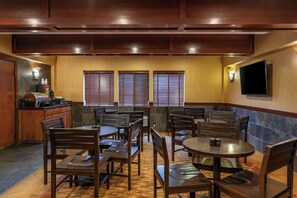 Free daily local cuisine breakfast 