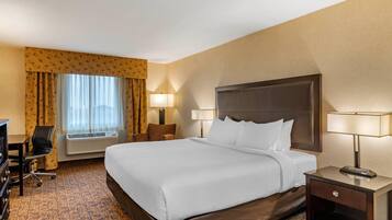 Standardzimmer, 1 King-Bett, Nichtraucher | Schreibtisch, laptopgeeigneter Arbeitsplatz, Verdunkelungsvorhänge