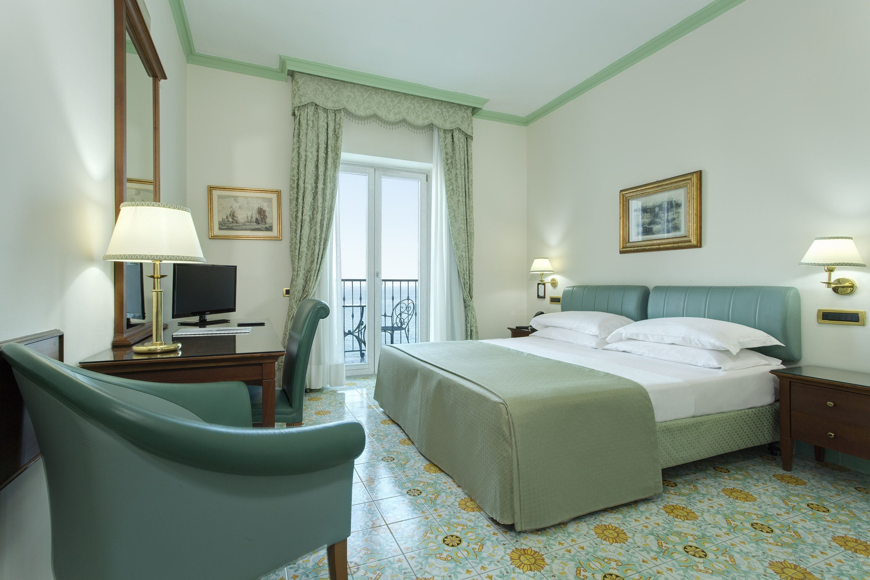 Premium bedding, minibar, in-room safe, desk