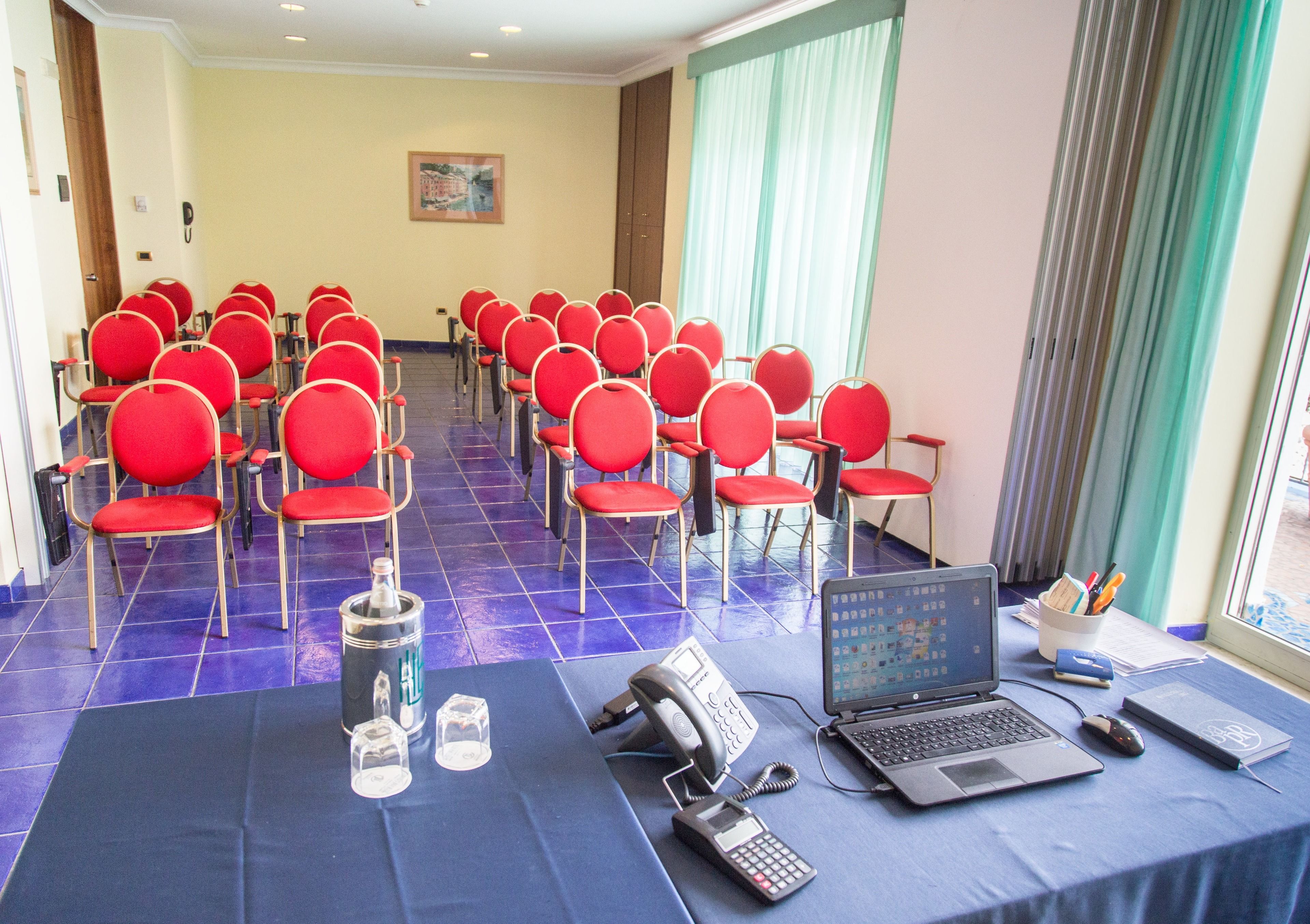 Photo - Lloyd's Baia Hotel