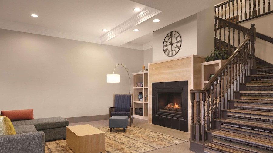 Country Inn & Suites by Radisson, Billings, MT