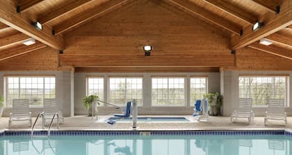 Country Inn & Suites by Radisson, Billings, MT