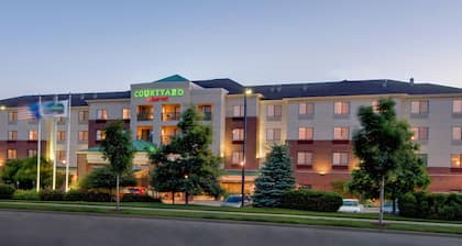 Courtyard by Marriott Madison East