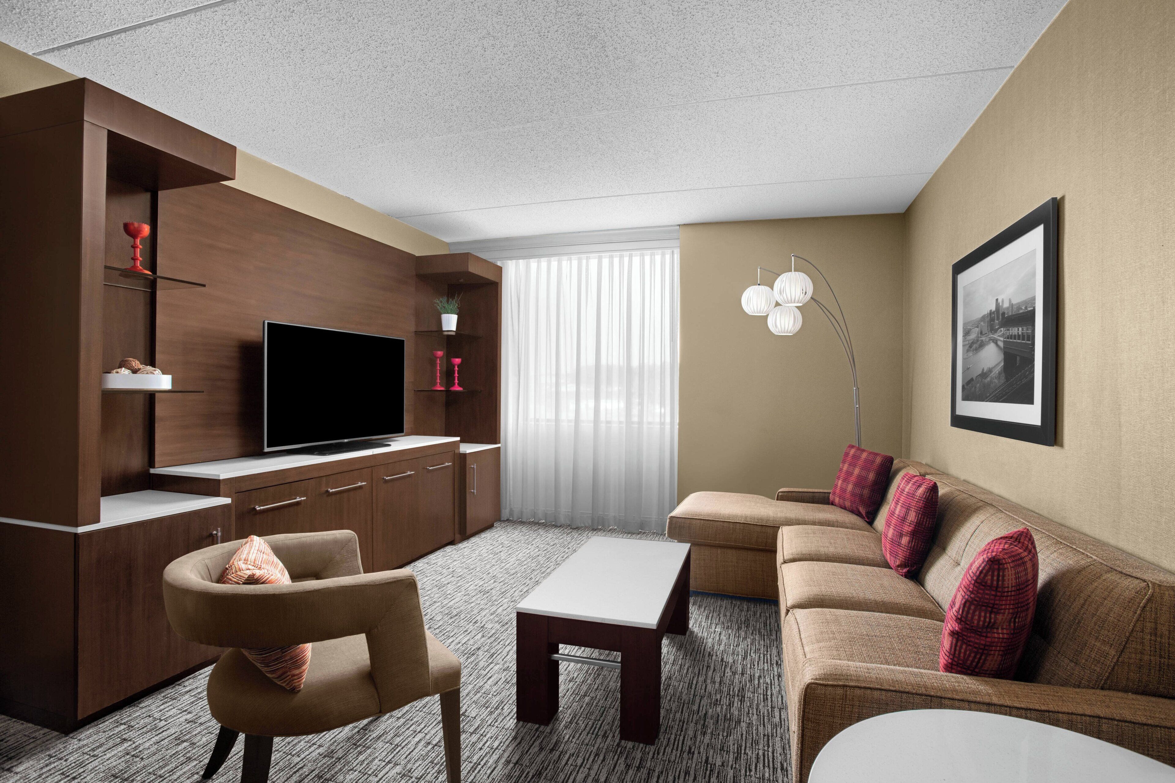 32-inch flat-screen tv with cable channels, tv, netflix