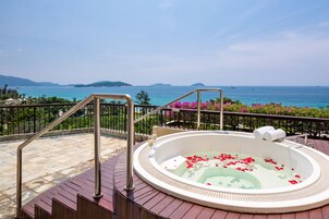 Diplomatic Suite | Balcony view