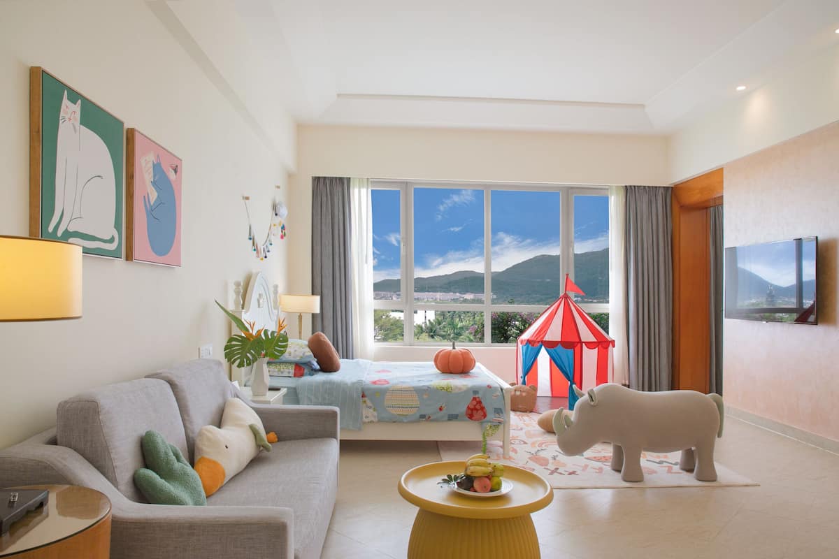 Family Classic Suite | 高級寝具、ミニバー、セーフティボックス (室内)、デスク
