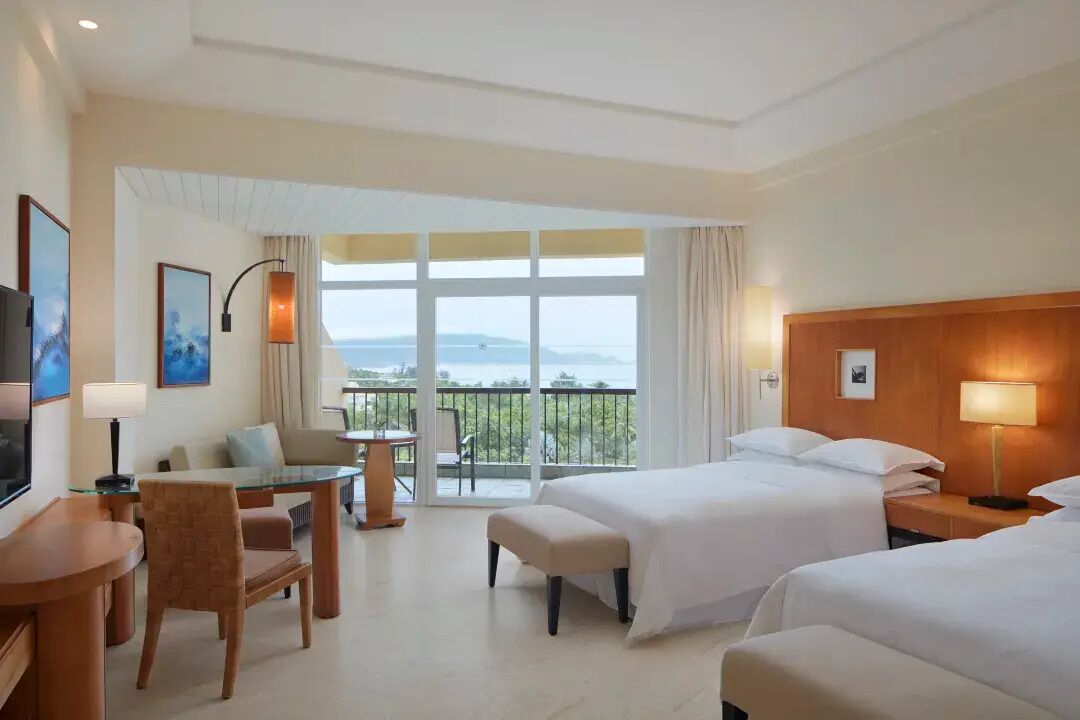 Deluxe Sea View Room Twin | Premium bedding, minibar, in-room safe, desk