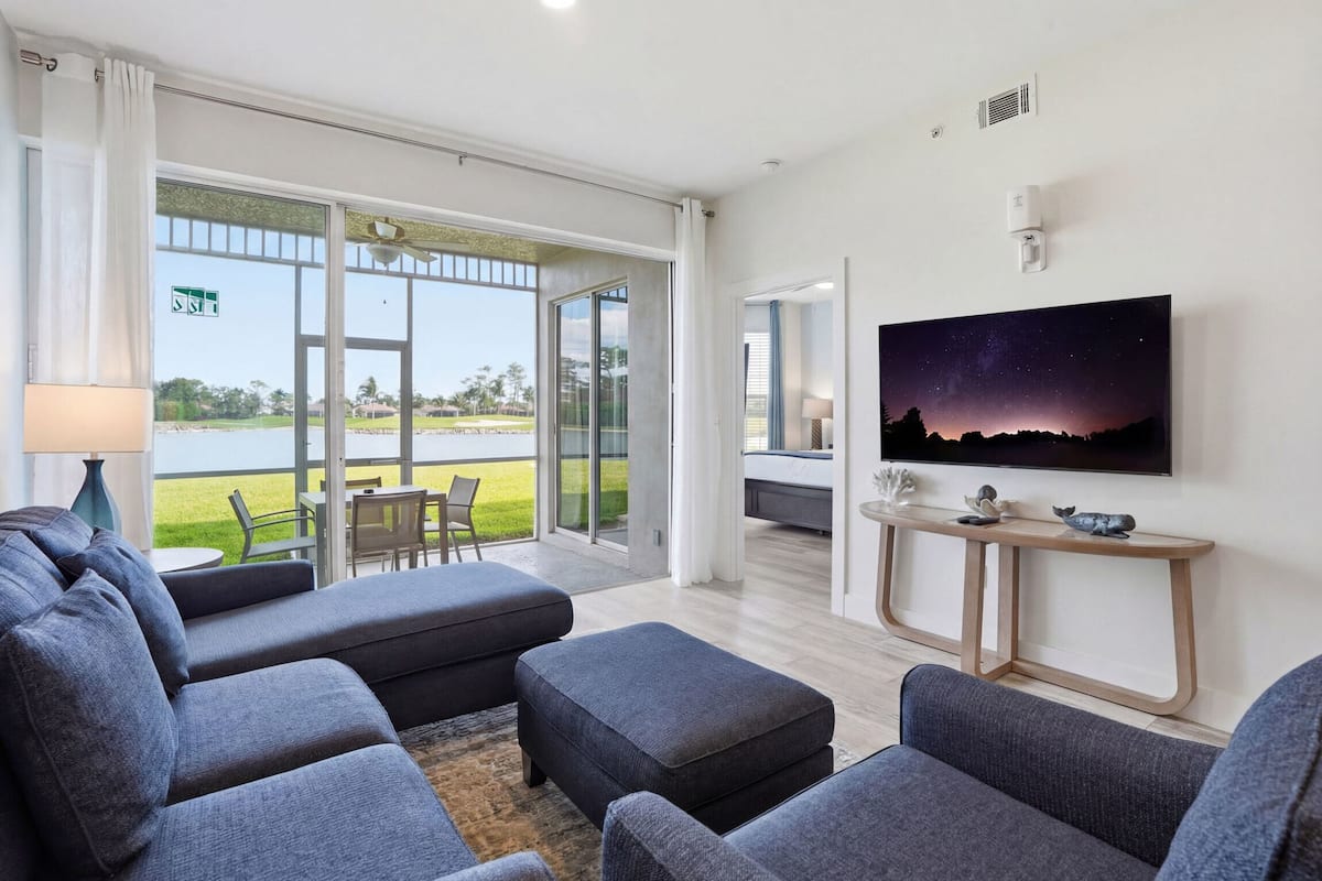 1 bedroom, premium bedding, individually decorated