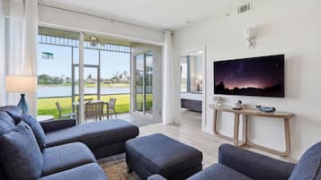 1 makuuhuone, ylelliset vuodevaatteet, yksilöllisesti sisustettu