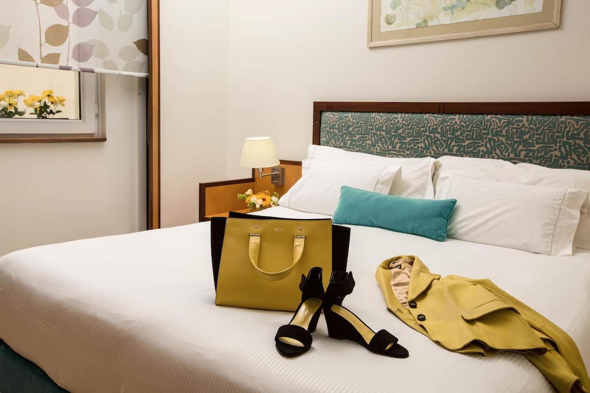 1 chambre, literie de qualité supérieure, couette en duvet d'oie