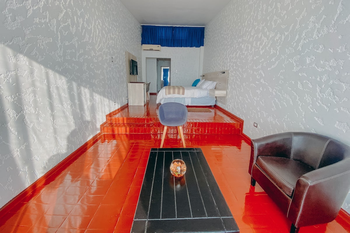 In-room safe, desk, laptop workspace, free WiFi