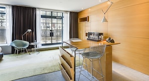 Loft, Terrace | In-room dining