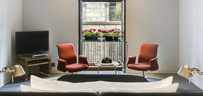 Loftsrom | Sengetøy av topp kvalitet, safe på rommet og blendingsgardiner