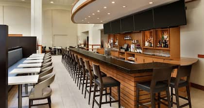 Embassy Suites Boston Logan Airport