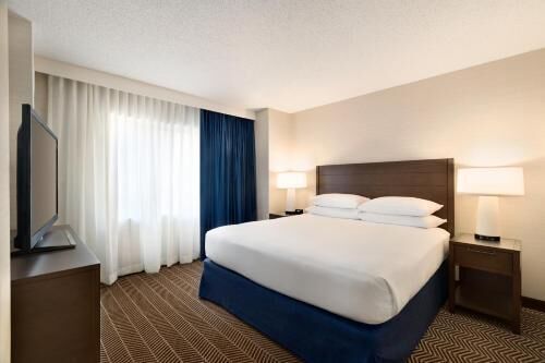 1 bedroom, in-room safe, desk, blackout curtains