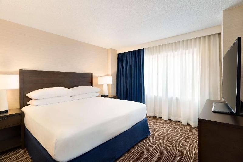 1 bedroom, in-room safe, desk, blackout curtains