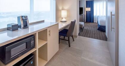 Embassy Suites Boston Logan Airport