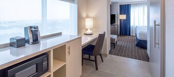 Embassy Suites Boston Logan Airport