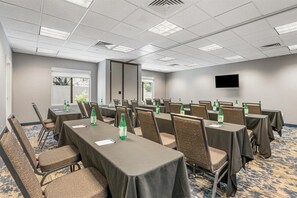 Meeting facility - Best Western Valencia/Six Flags Inn & Suites (Valencia)