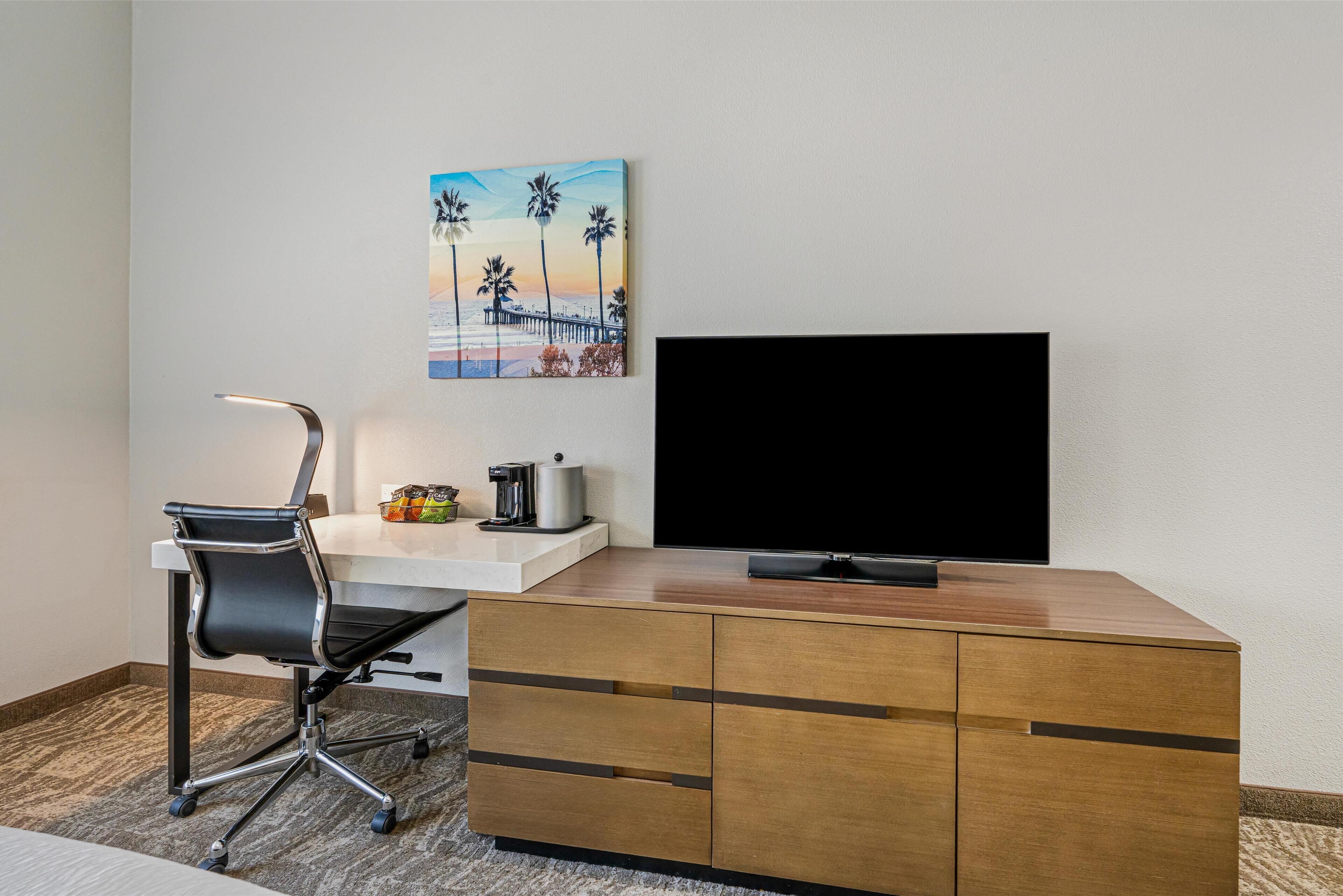 standard room, 2 queen beds, non smoking, refrigerator & microwave | 1 bedroom, desk, laptop workspace, iron/ironing board