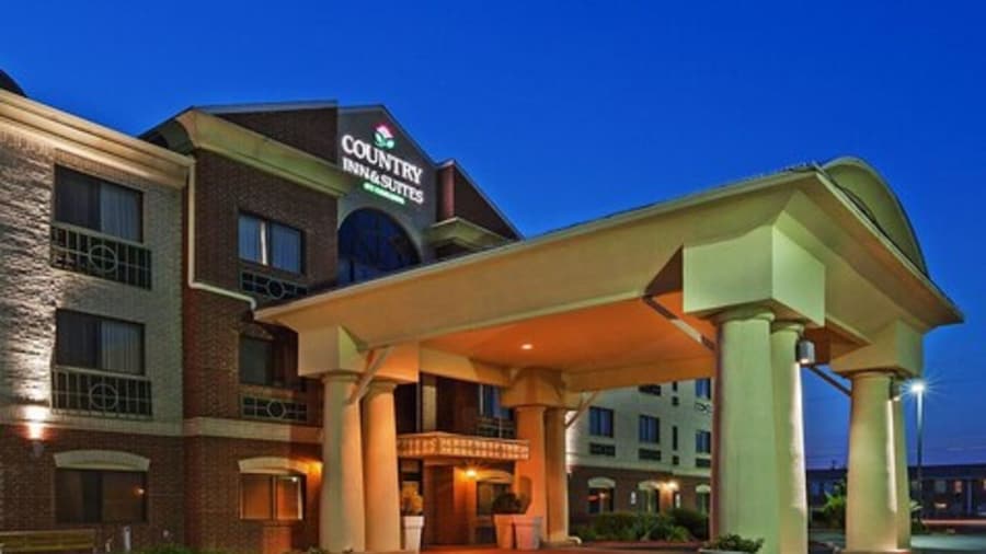 Country Inn & Suites by Radisson, Lubbock, TX