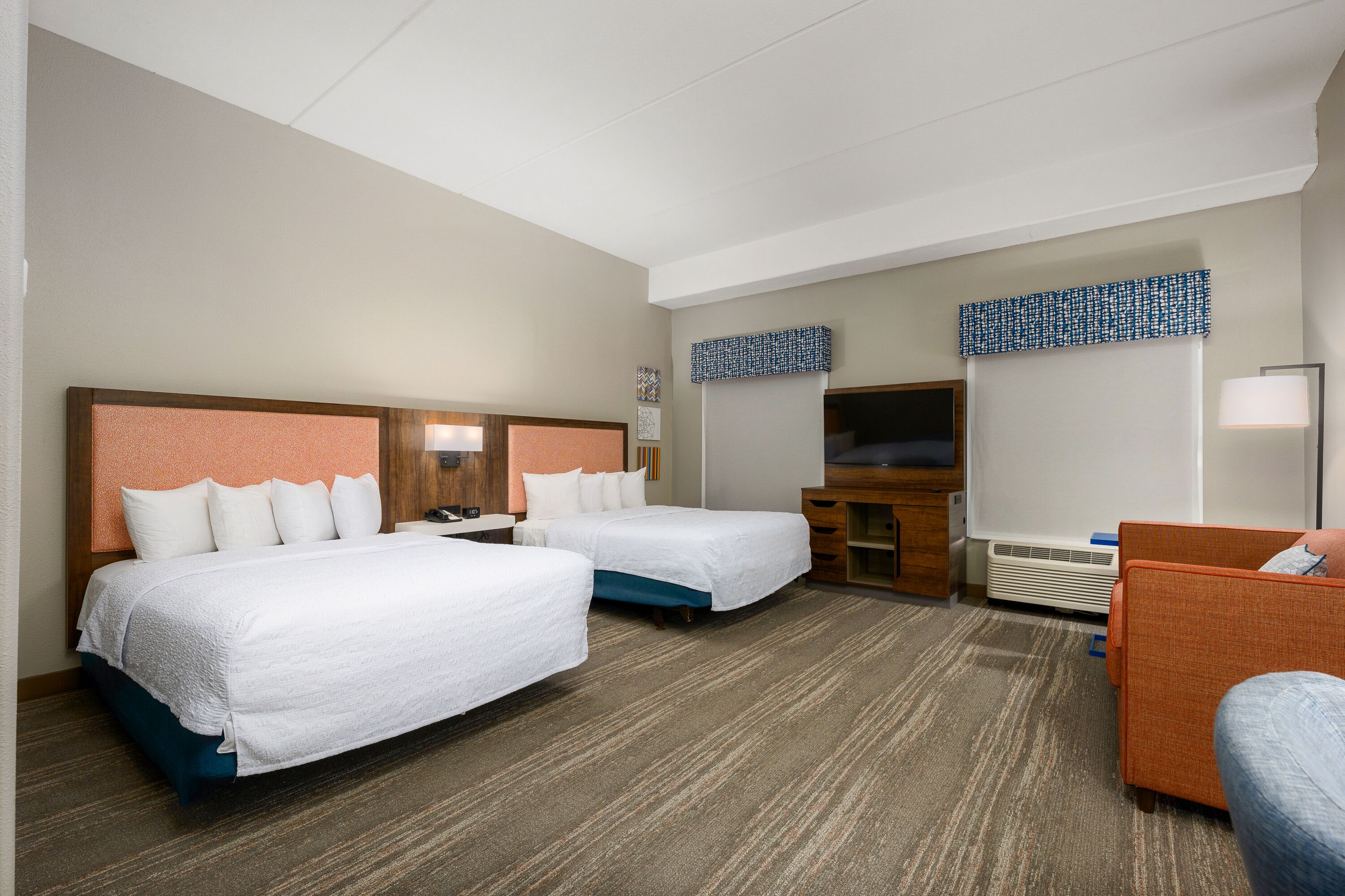 studio, accessible, non smoking | desk, iron/ironing board, free cots/infant beds, rollaway beds