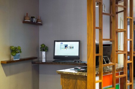 Hampton Inn Manhattan Chelsea - Image 19
