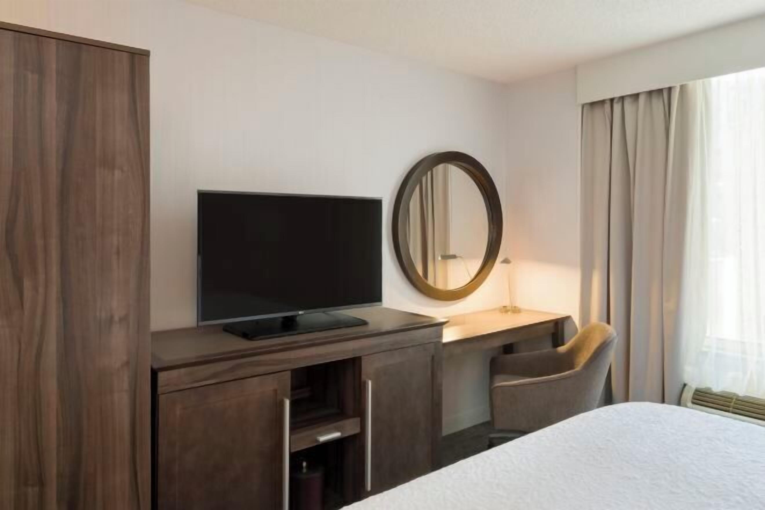 Két bảo mật tại phòng, bàn, khu vực làm việc phù hợp cho laptop 