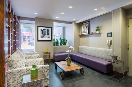 Hampton Inn Manhattan Chelsea - Image 11