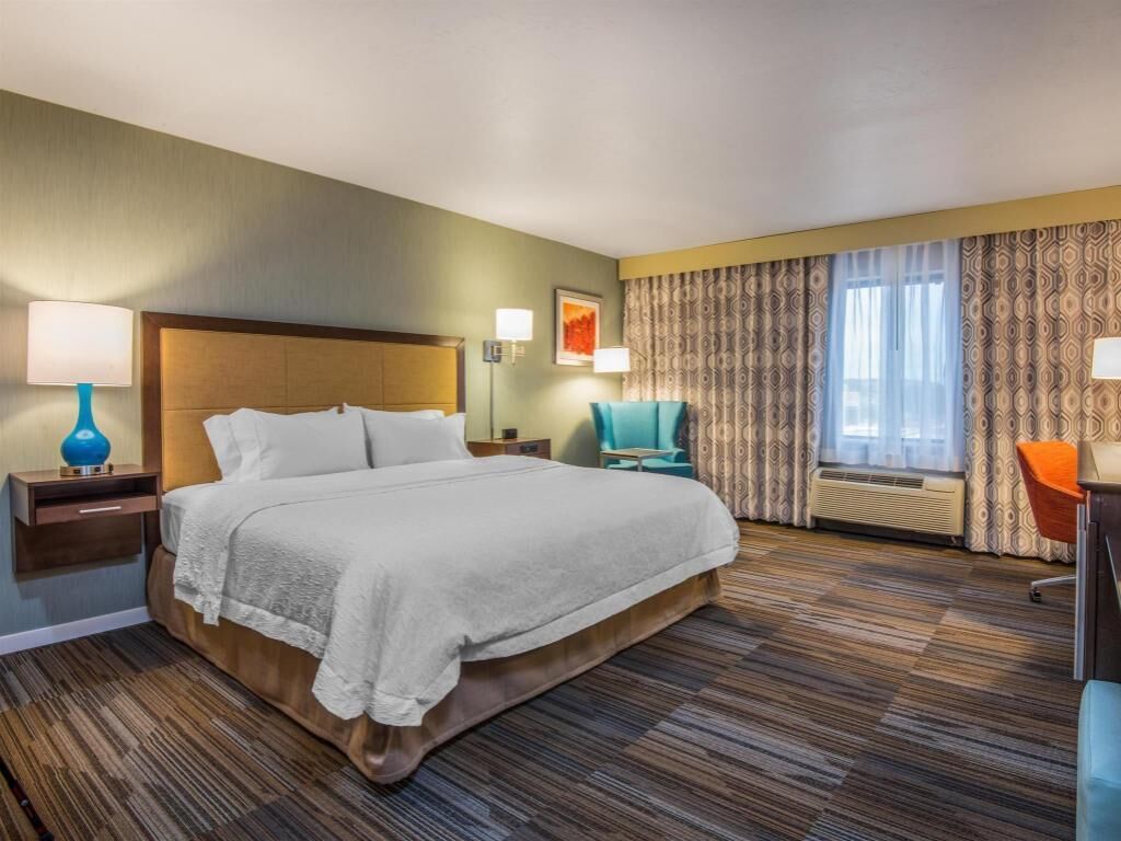 In-room safe, iron/ironing board, free WiFi, bed sheets